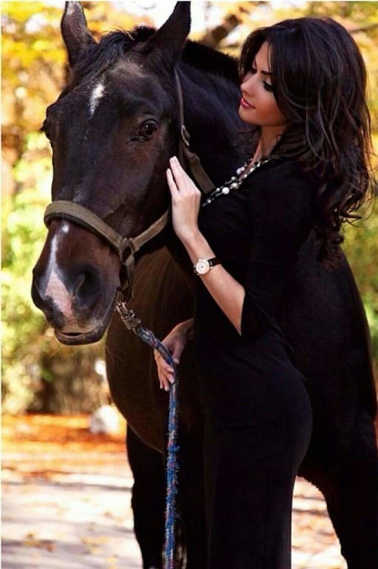 Мусульманка на коне