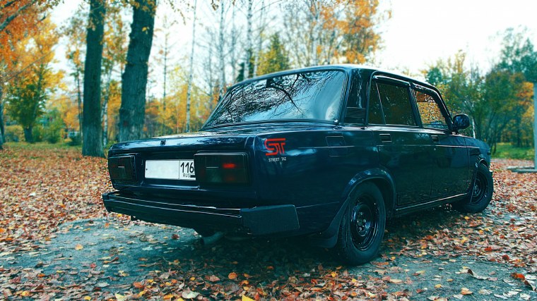 ВАЗ 2107 оперская белая