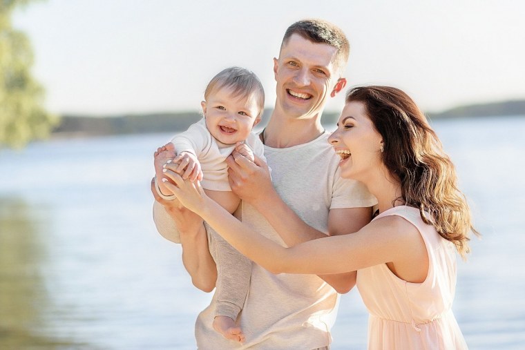 Счастливая семья фотосток