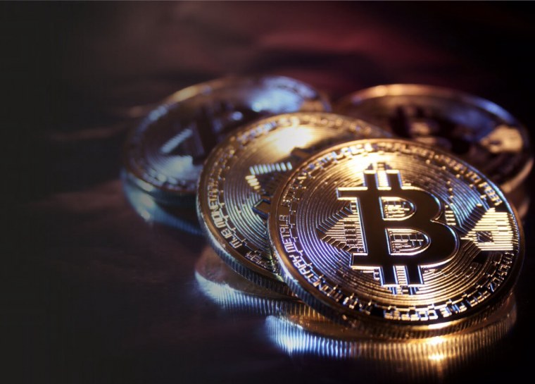 Корреляция биткоина и альткоинов