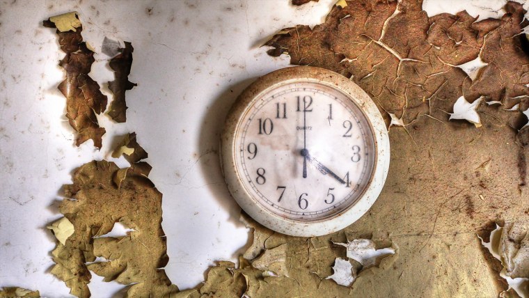 Стрелочные часы на рабочий стол