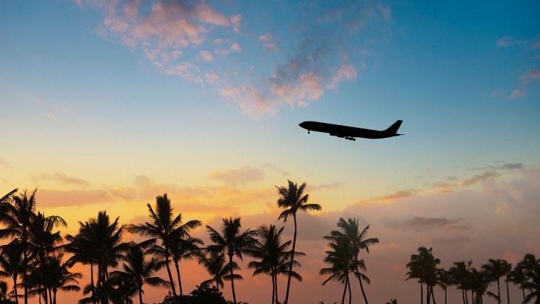 Самолет море пальмы