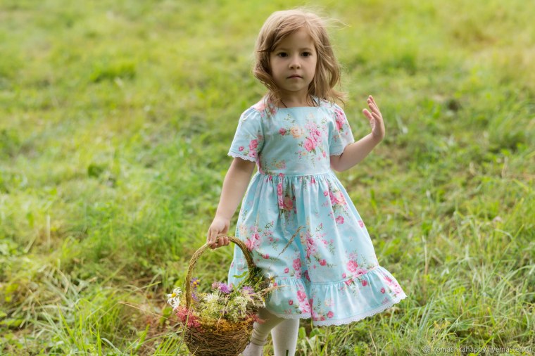 Красивые дети в желтом фото