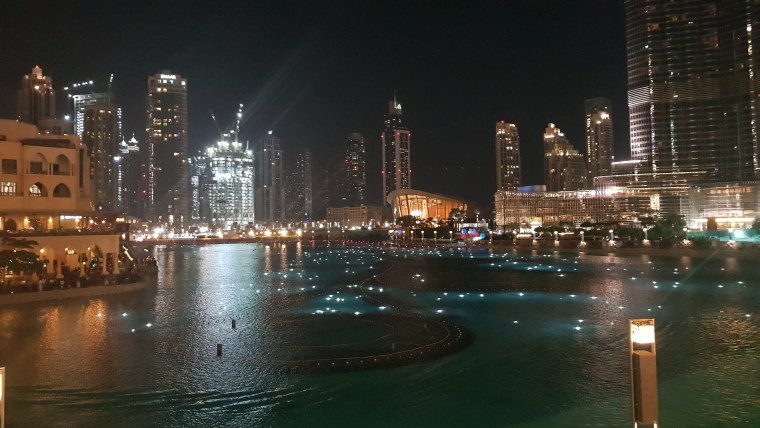 Дубай обои вертикальные