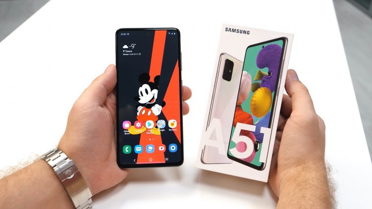 Обои для смартфона с каплевидным вырезом