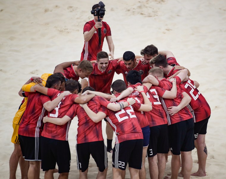 Деко футболист АМКАЛ