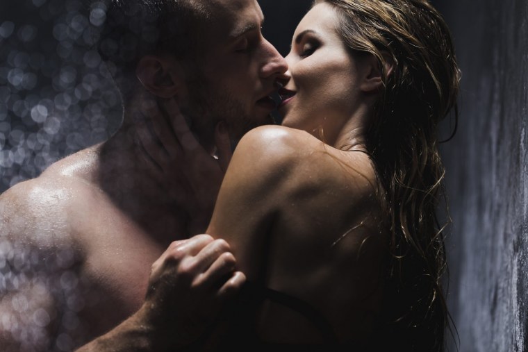 Мужчина и женщина сопасть