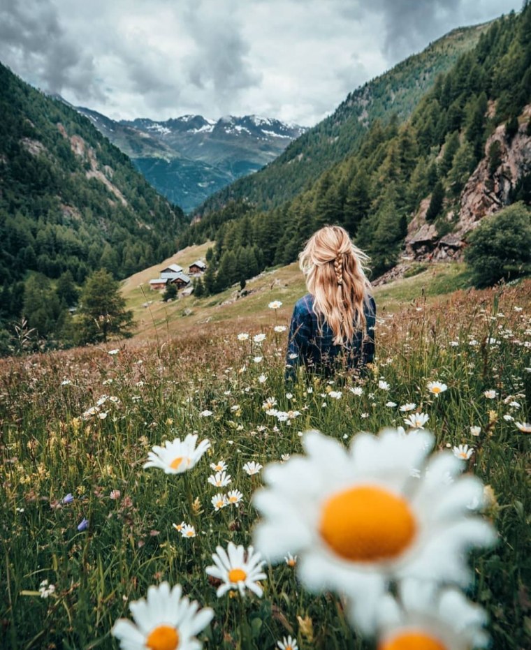 Силуэт на фоне природы