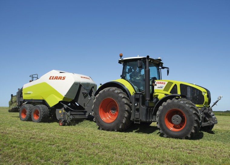 Трактор CLAAS Xerion