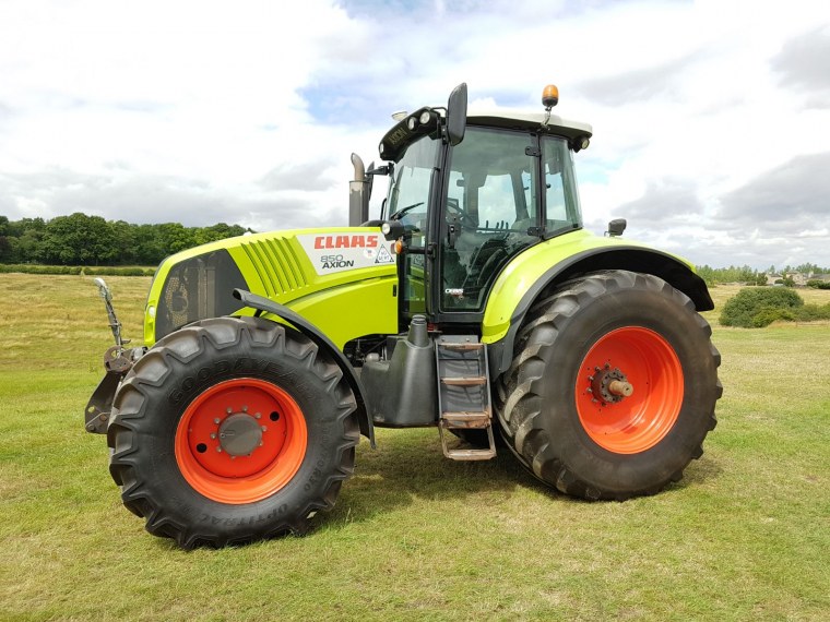 Трактора CLAAS Ксерион 5000