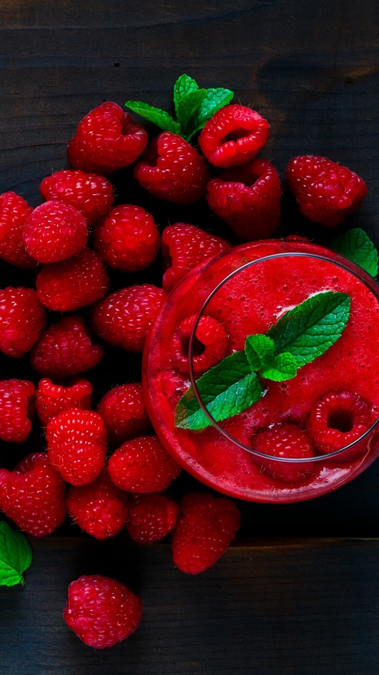 Обои на рабочий стол малина