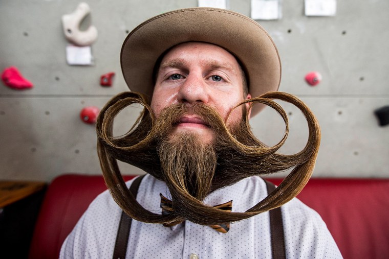 Усы с бородой