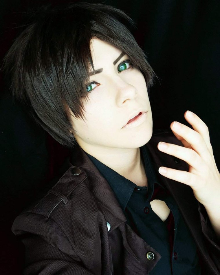 Эрен Йегер косплей