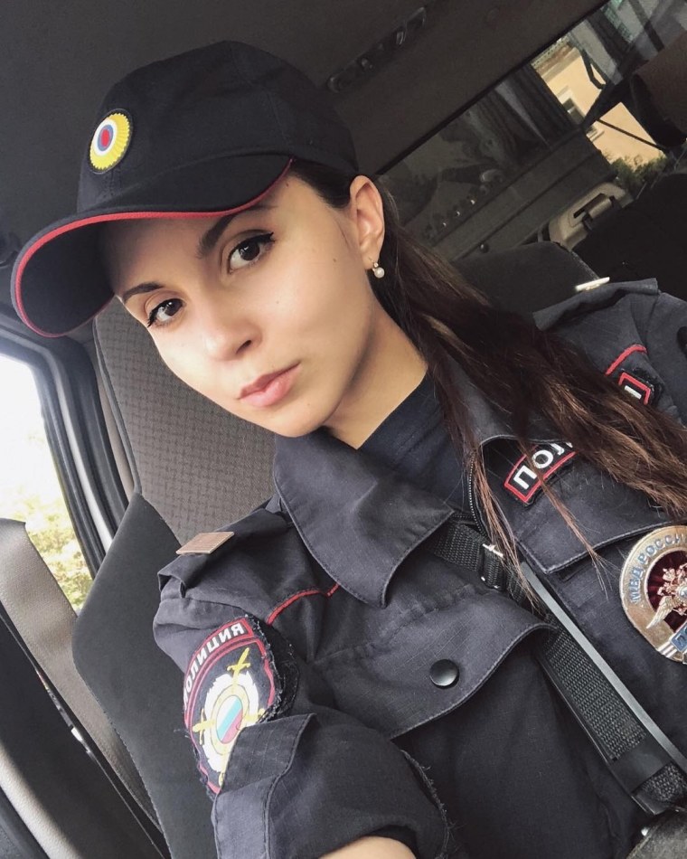 Красивые девушки полицейские