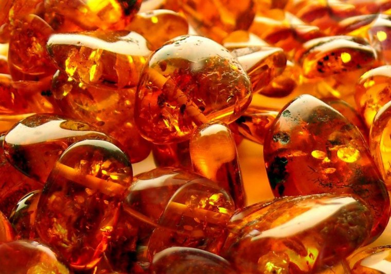 Янтарный цвет