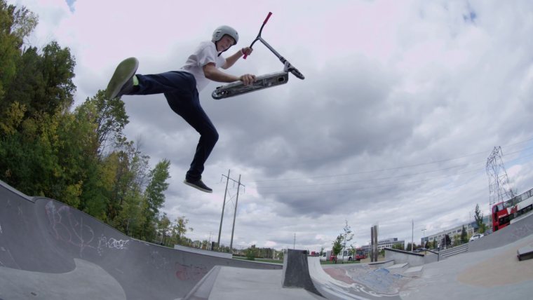 Брай флип на самокате