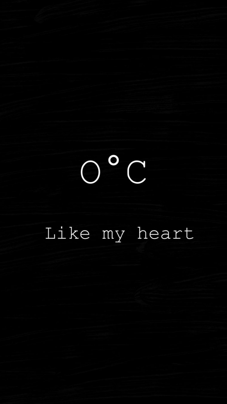 Необычные рисунки на черном фоне