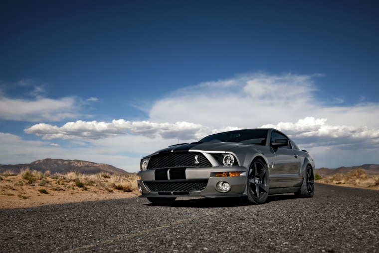 Ford Mustang gt500 Shelby Silver