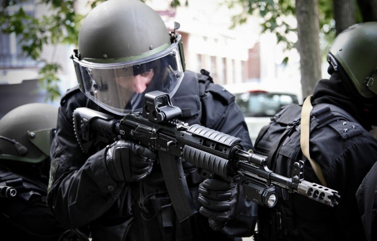 Черная форма спецназа