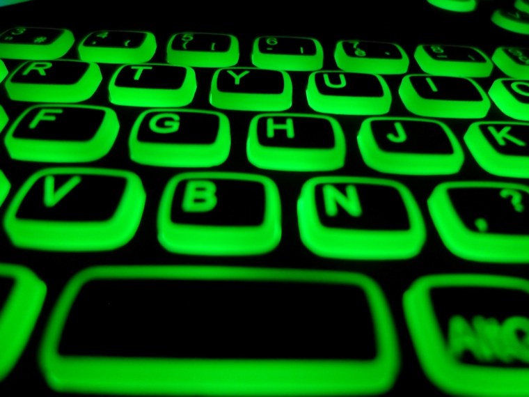 Тёмные обои на клавиатуру