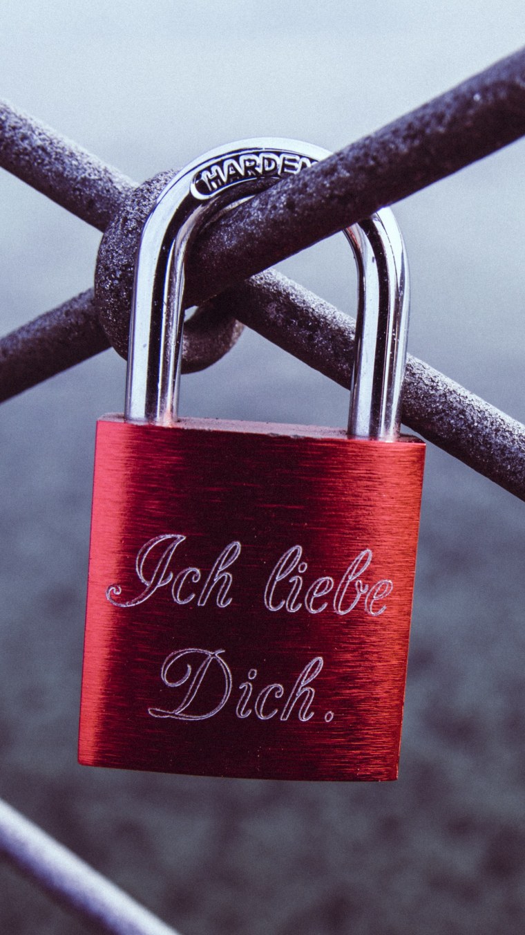 Открытый зеленый замок