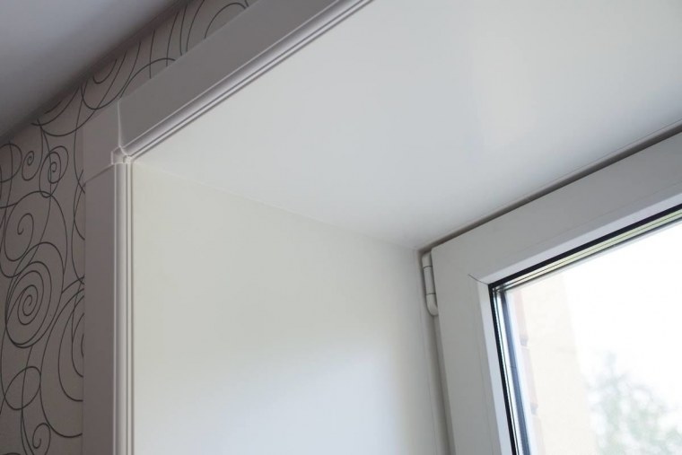 Отделка дверных откосов пробкой