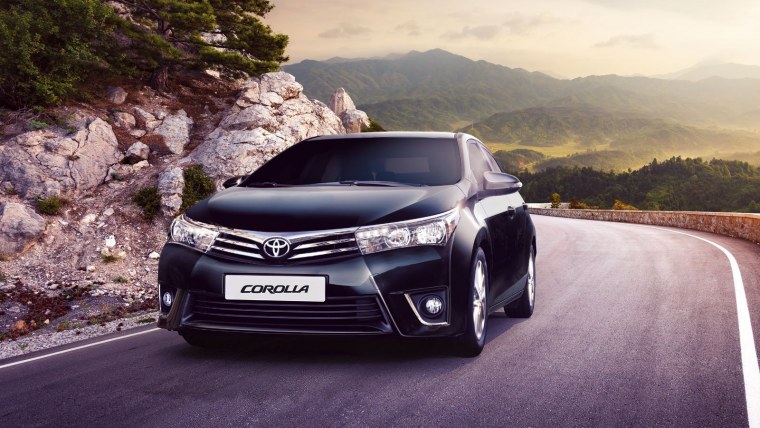 Toyota Camry Hybrid 2015