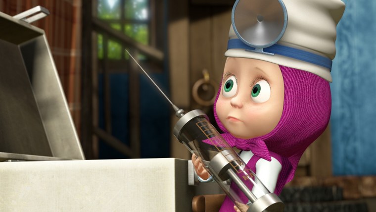 Маша и медведь Маша доктор