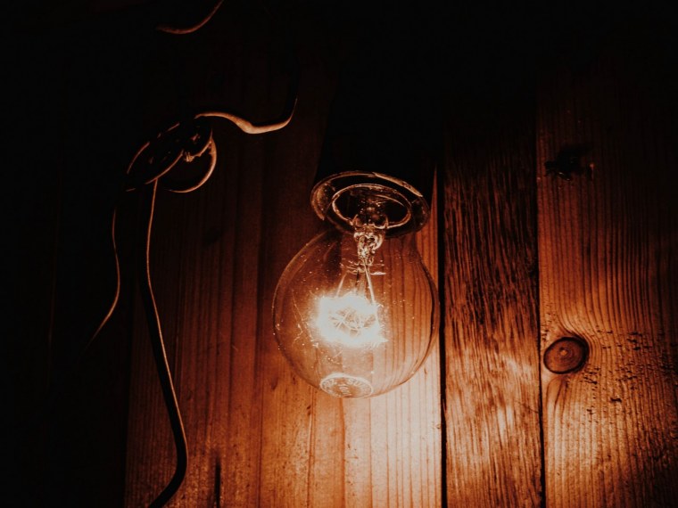 Разбитая лампочка