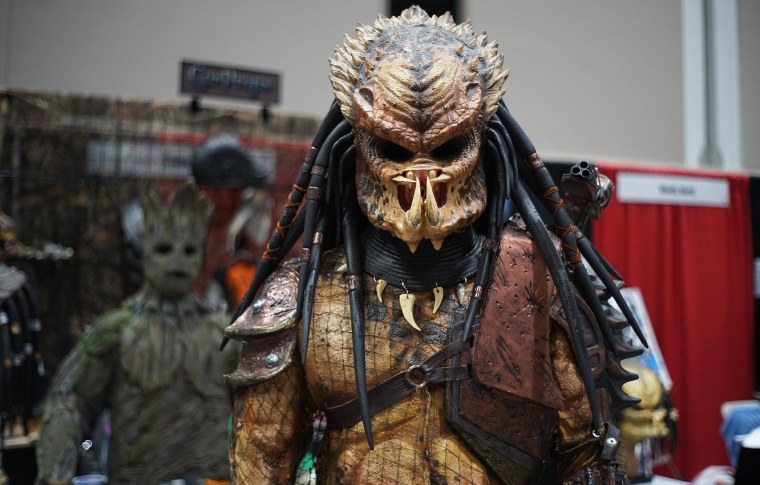 Хищник фильм 1987 костюм хищника