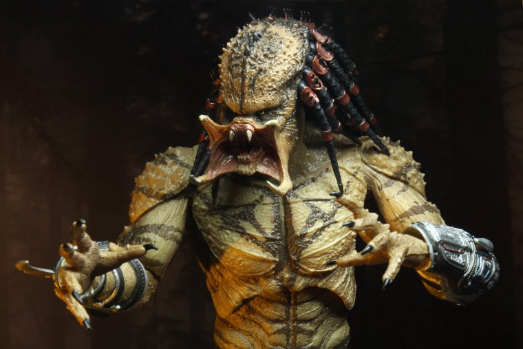 NECA Predator 2018 Deluxe unarmored Assassin Predator