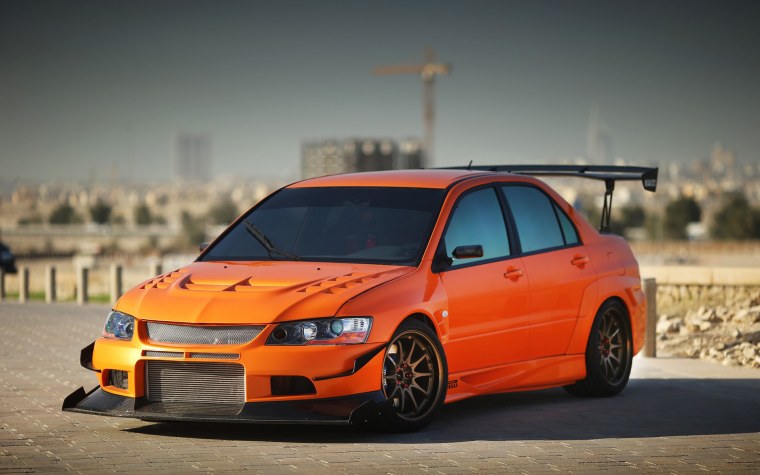 Mitsubishi Lancer Evolution 10 и 9