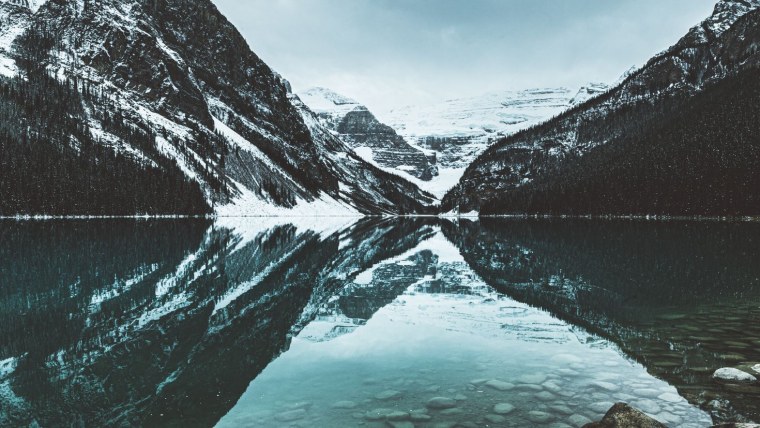 Море скалы вид сверху