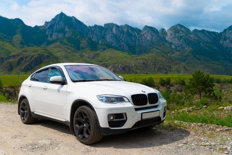 BMW x6 белый 2008