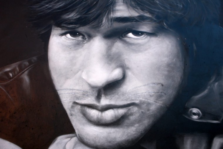 Виктор Цой трафарет