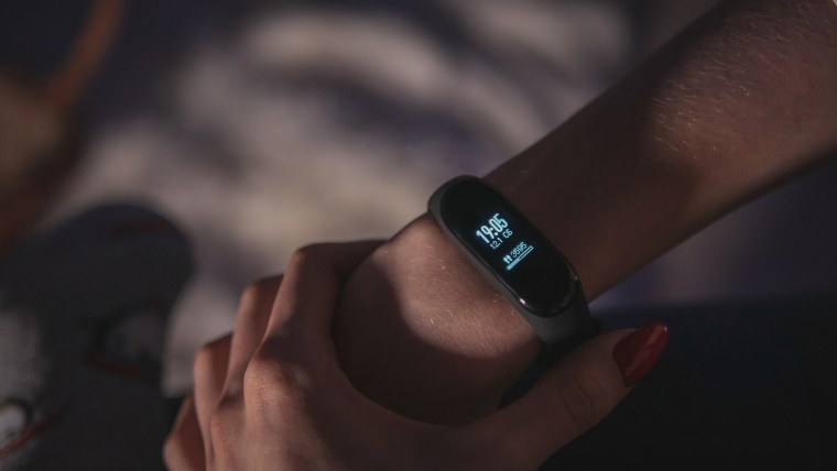 Смарт часы mi Band 6