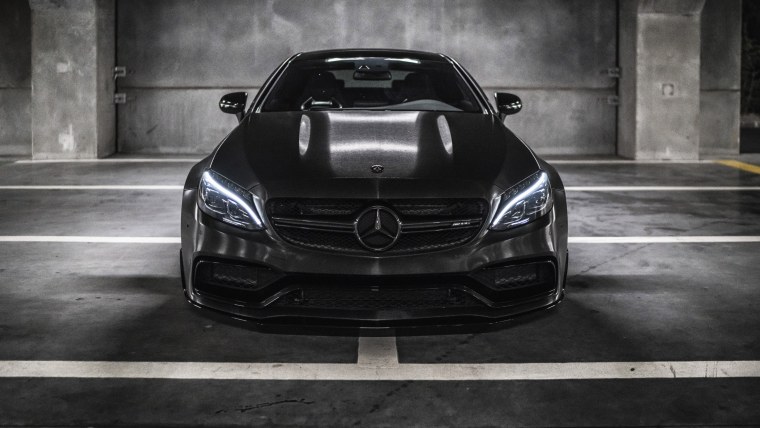 Мерседес Бенц AMG черный
