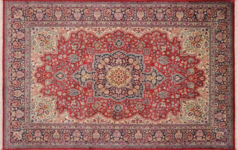 Бабушкин ковер на стене