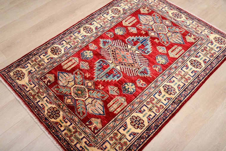 Старинные ковры