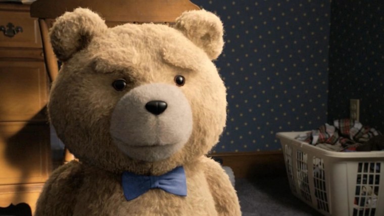 Третий лишний Тэд в костюме