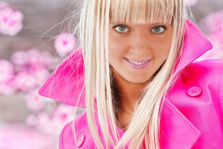 Девушка с розой