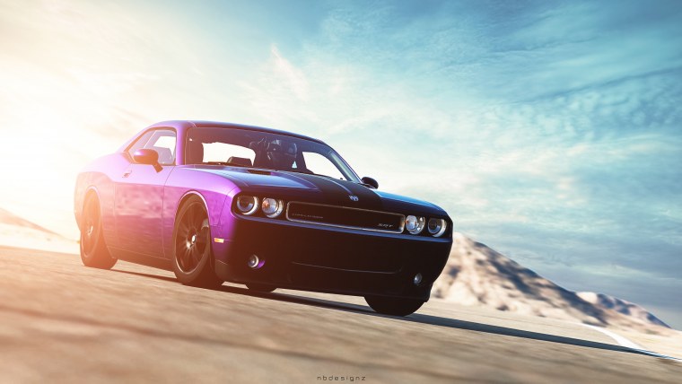 Dodge Challenger srt8