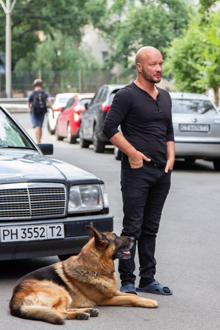 Пес сериал Никита Панфилов и Мухтар