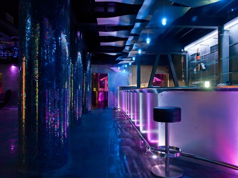 Аниме ночной клуб