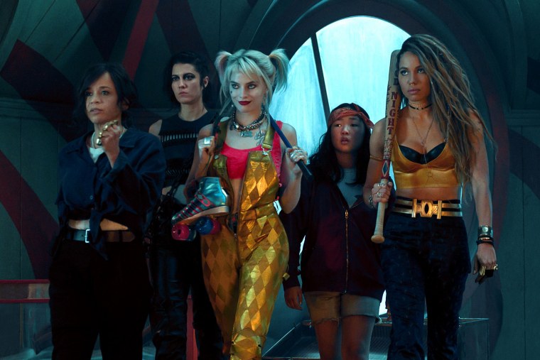 Элла Джей Баско в фильме Хищные птицы