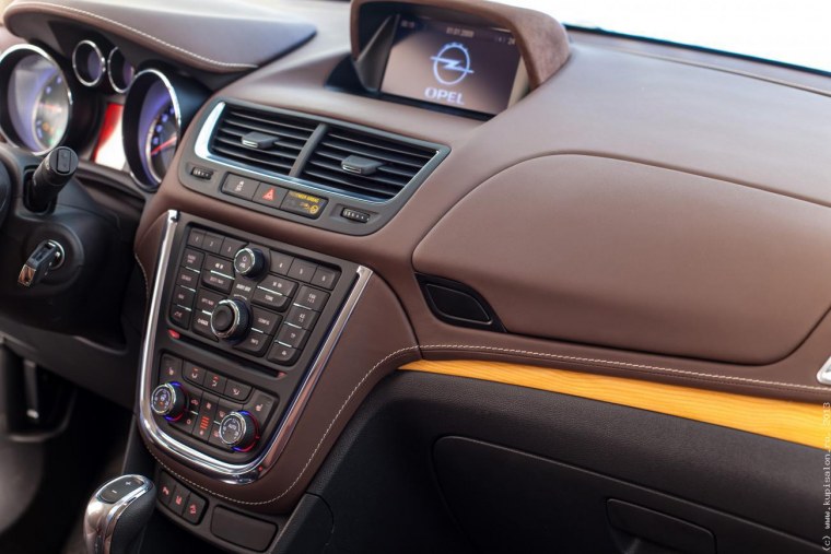 Pontiac GTO 2005 салон