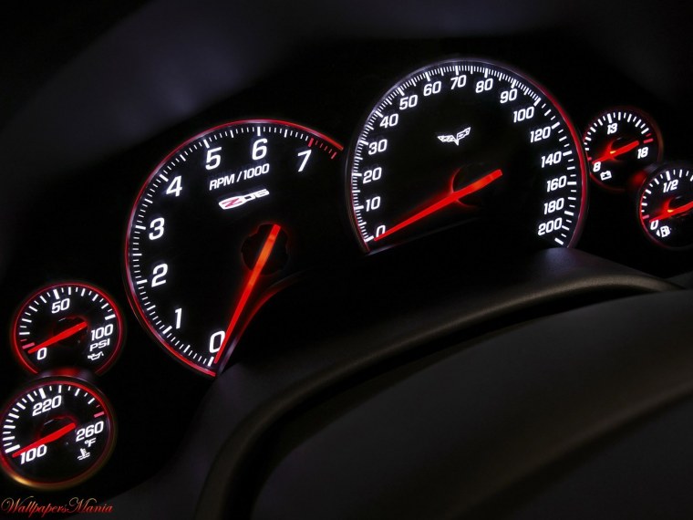 Приборная панель Мазерати авто