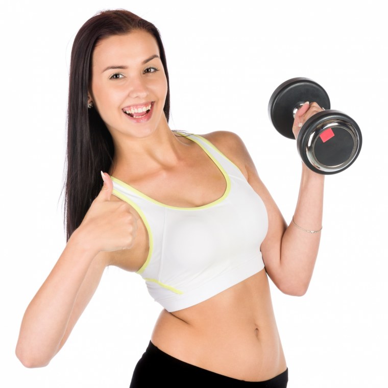 Девушка с гантелей