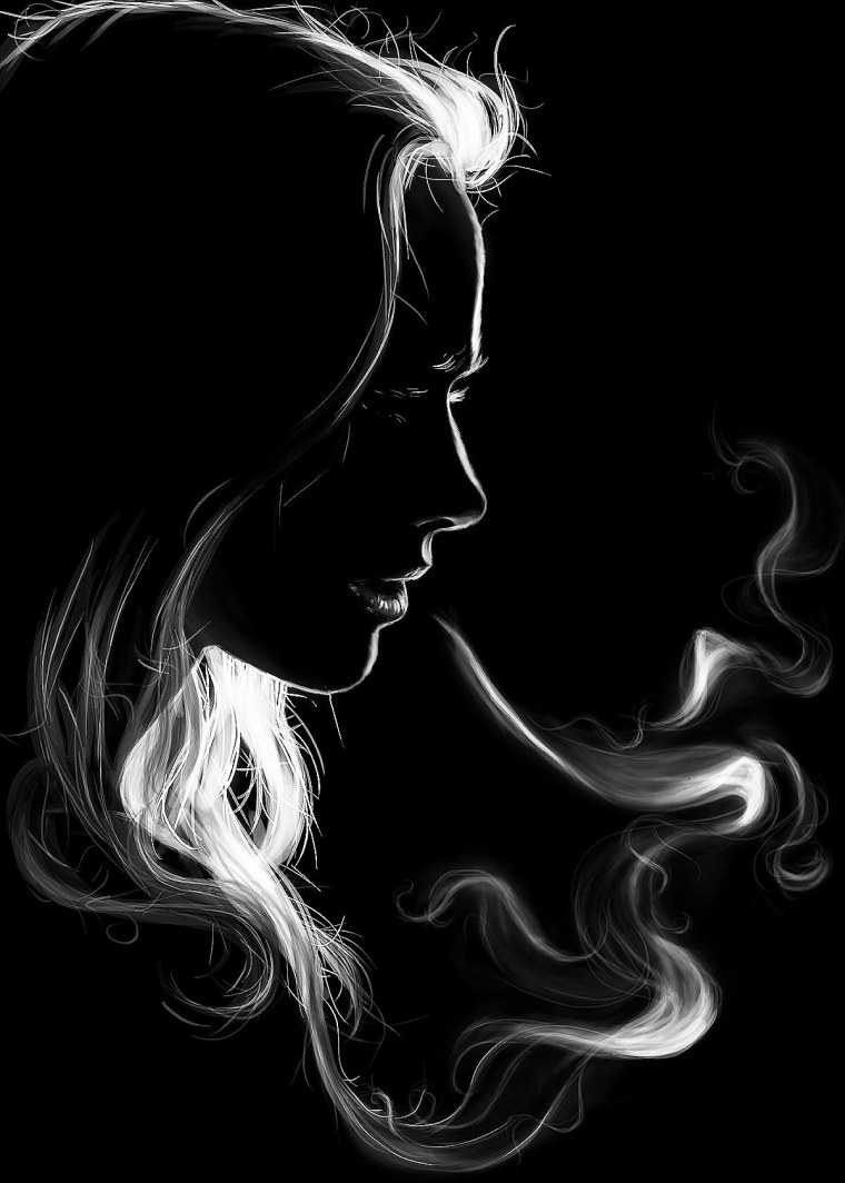 Девушка с красными глазами