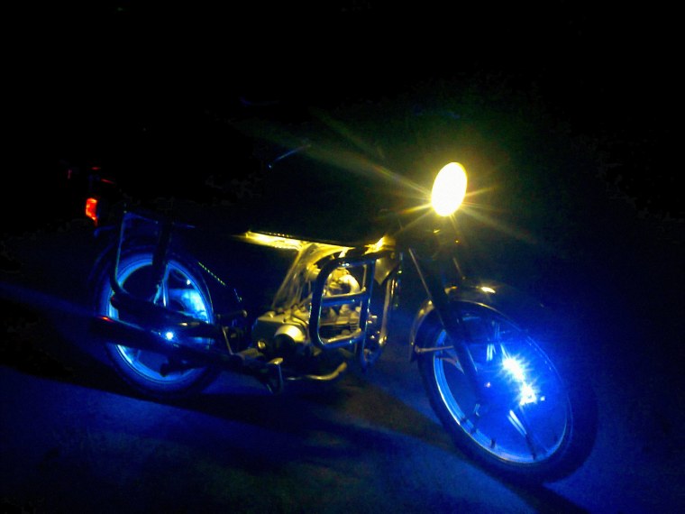 Самурай на мотоцикле